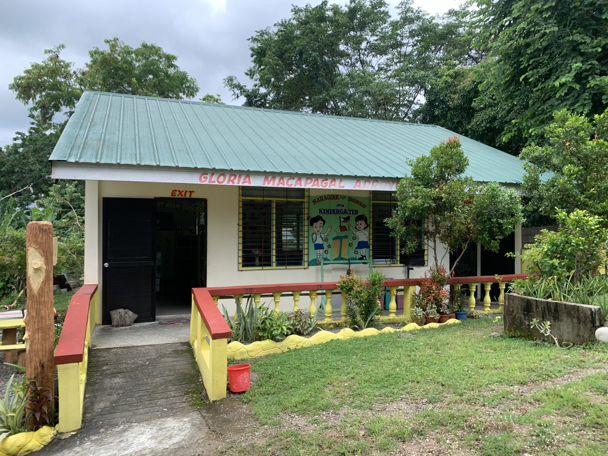 KINDERGARTEN CLASSROOM